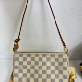 ブランドバッグを札幌市東区の女性から買取いたしました。