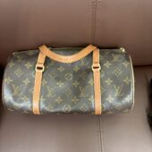 ルイヴィトンのバッグを札幌市北区の女性から買取いたしました。